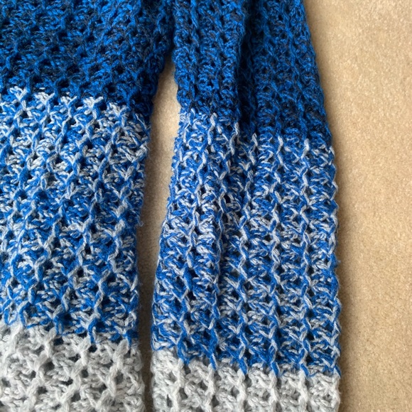 Women’s sweater - Picture 3 of 10